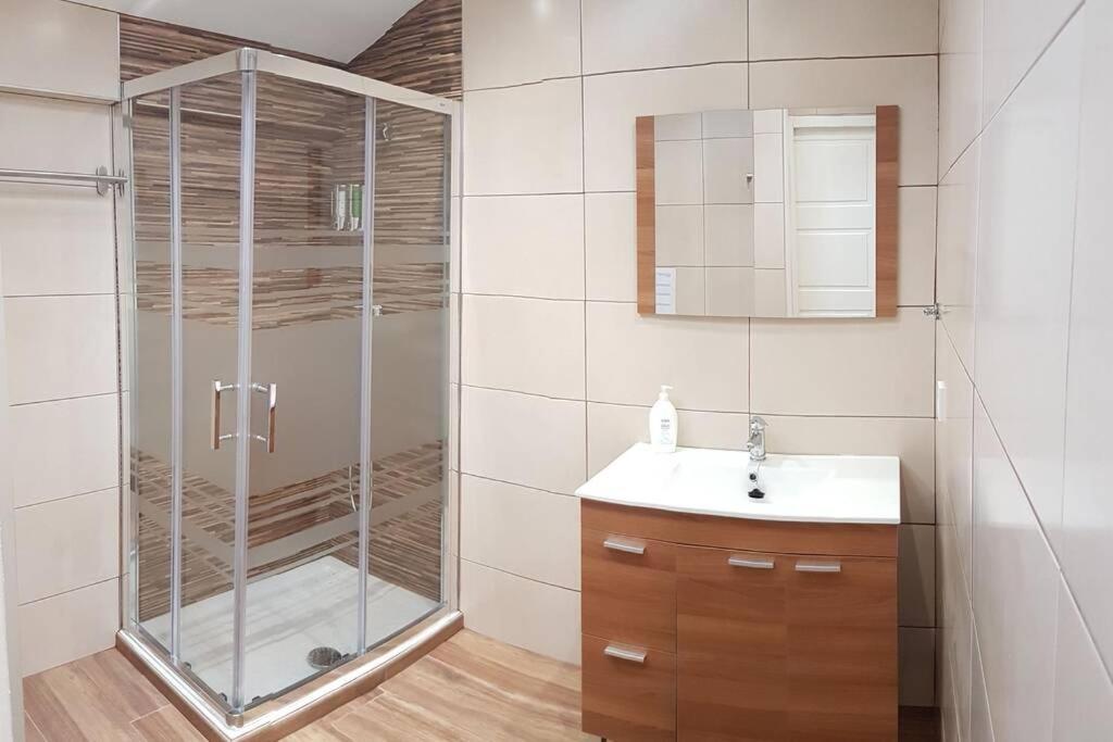 Aptos Cama Del Rey Ideal Parejas