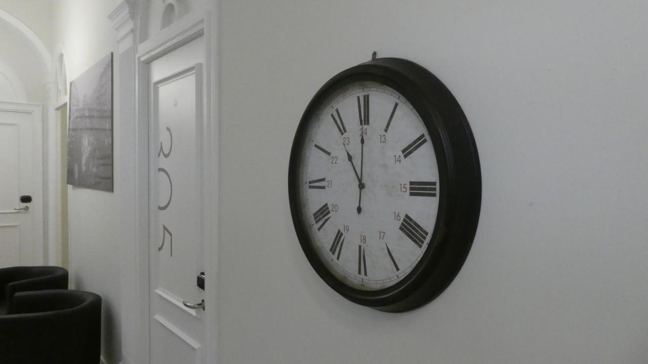 Plaza Pombo - Bed and breakfast Santander