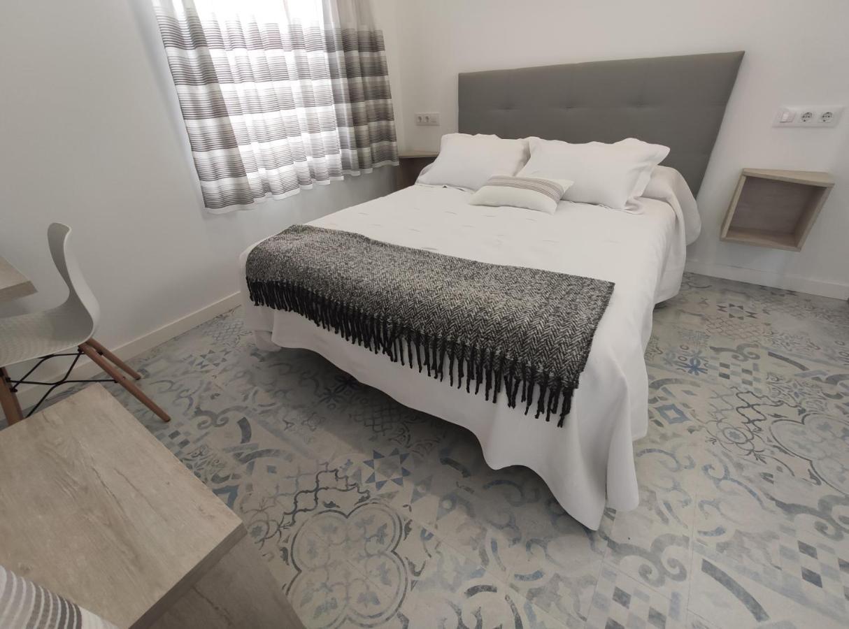 Oleo Auto Check-in Guest house Santander