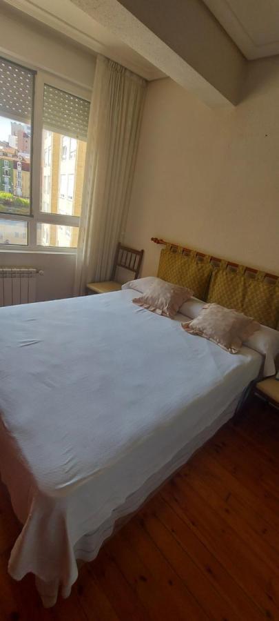 Habitación en casa particular Habitación privada al lado de la bahía de Santander *