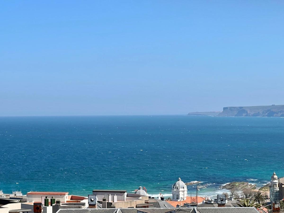 Junto Playa Sardinero Con Parking Santander