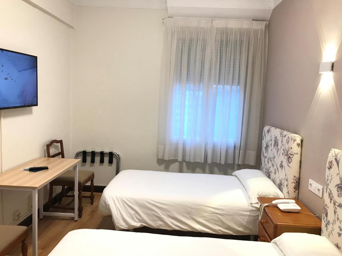 La Mexicana Guest house Santander