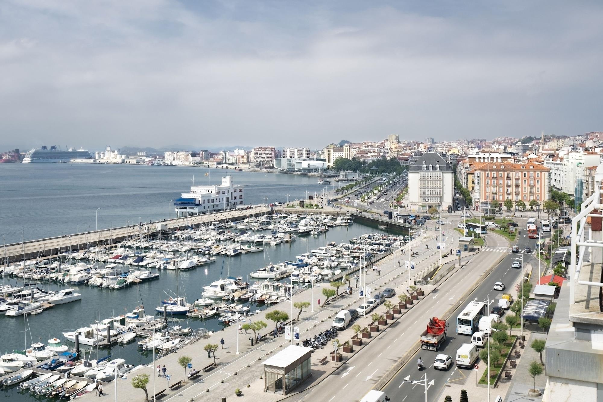Hotel Vincci Puertochico 4*