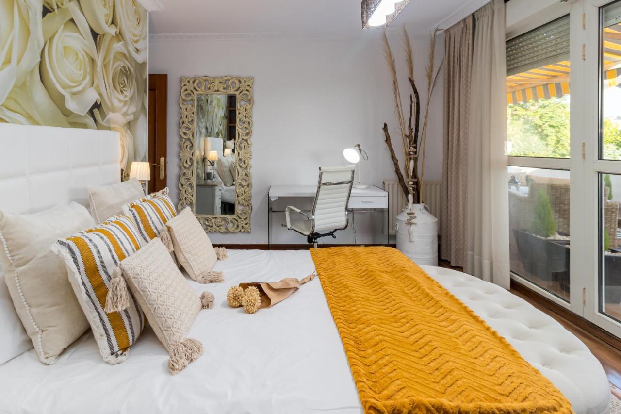 Gran Apartamento En Zona Residencial Con Garaje Apartamento *