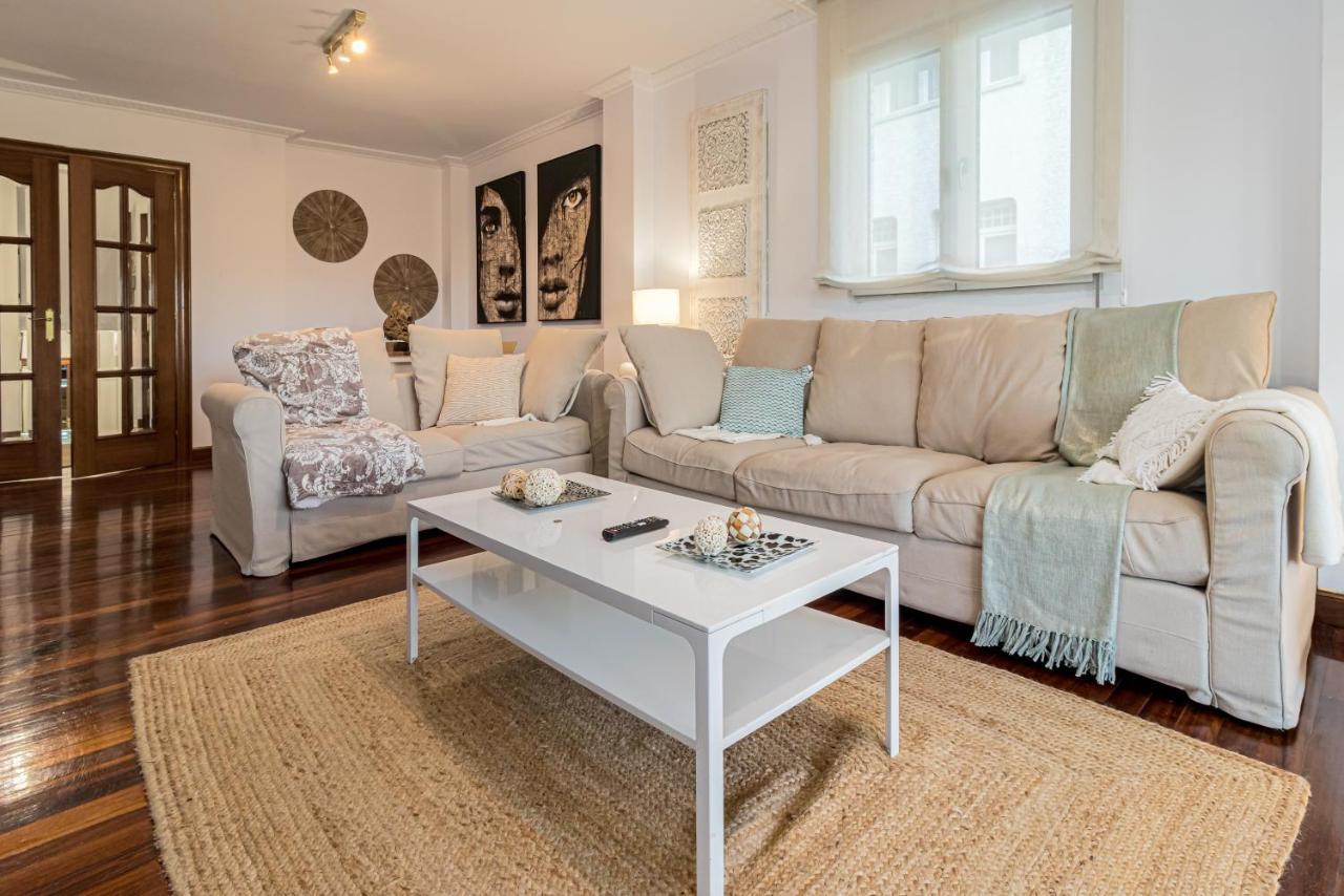Gran Apartamento En Zona Residencial Con Garaje * Santander