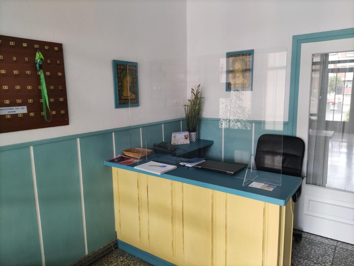 Pensión Residencia Universitaria Alto De Miranda - Resisantander
