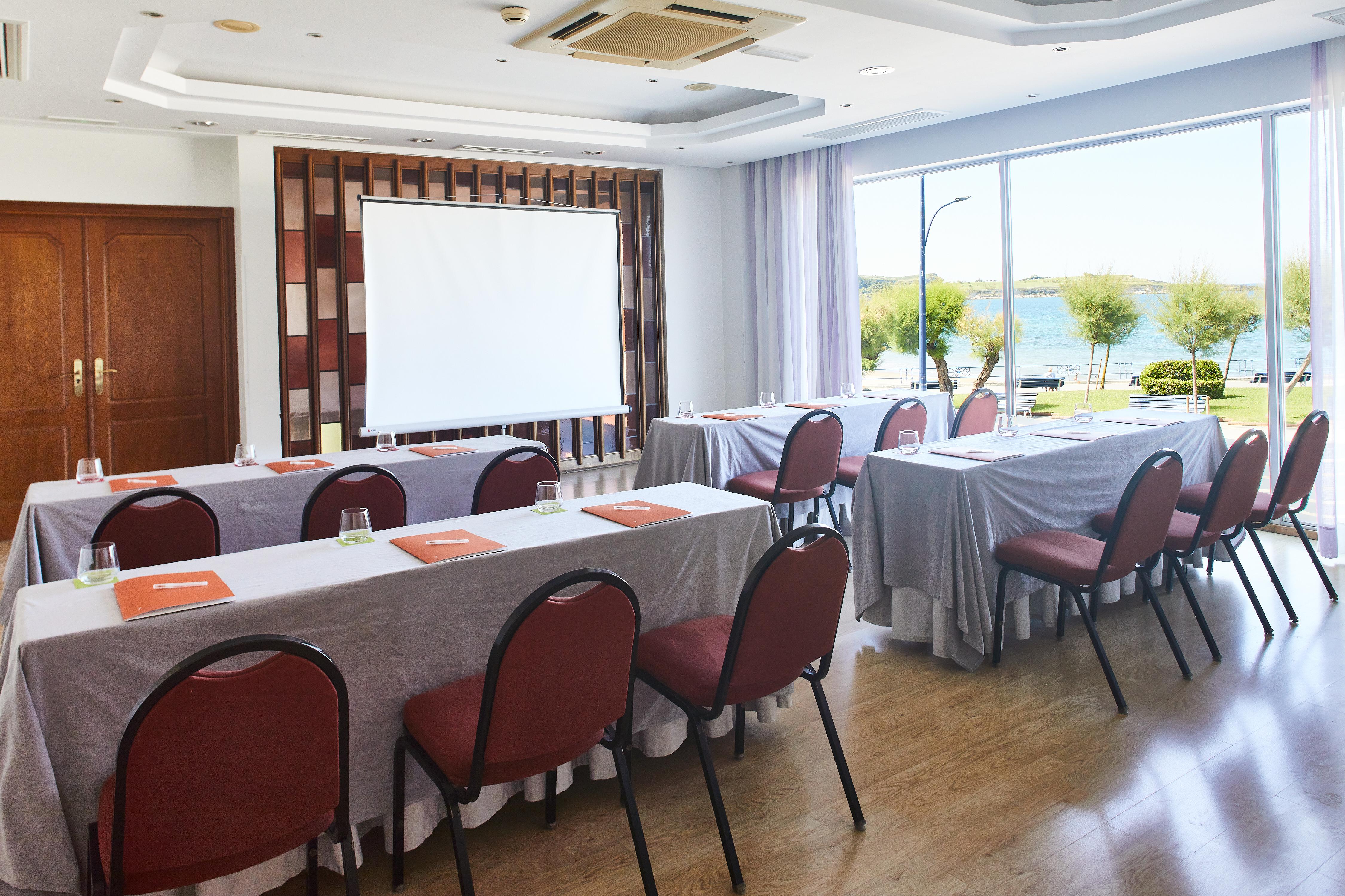Hotel Silken Rio Santander