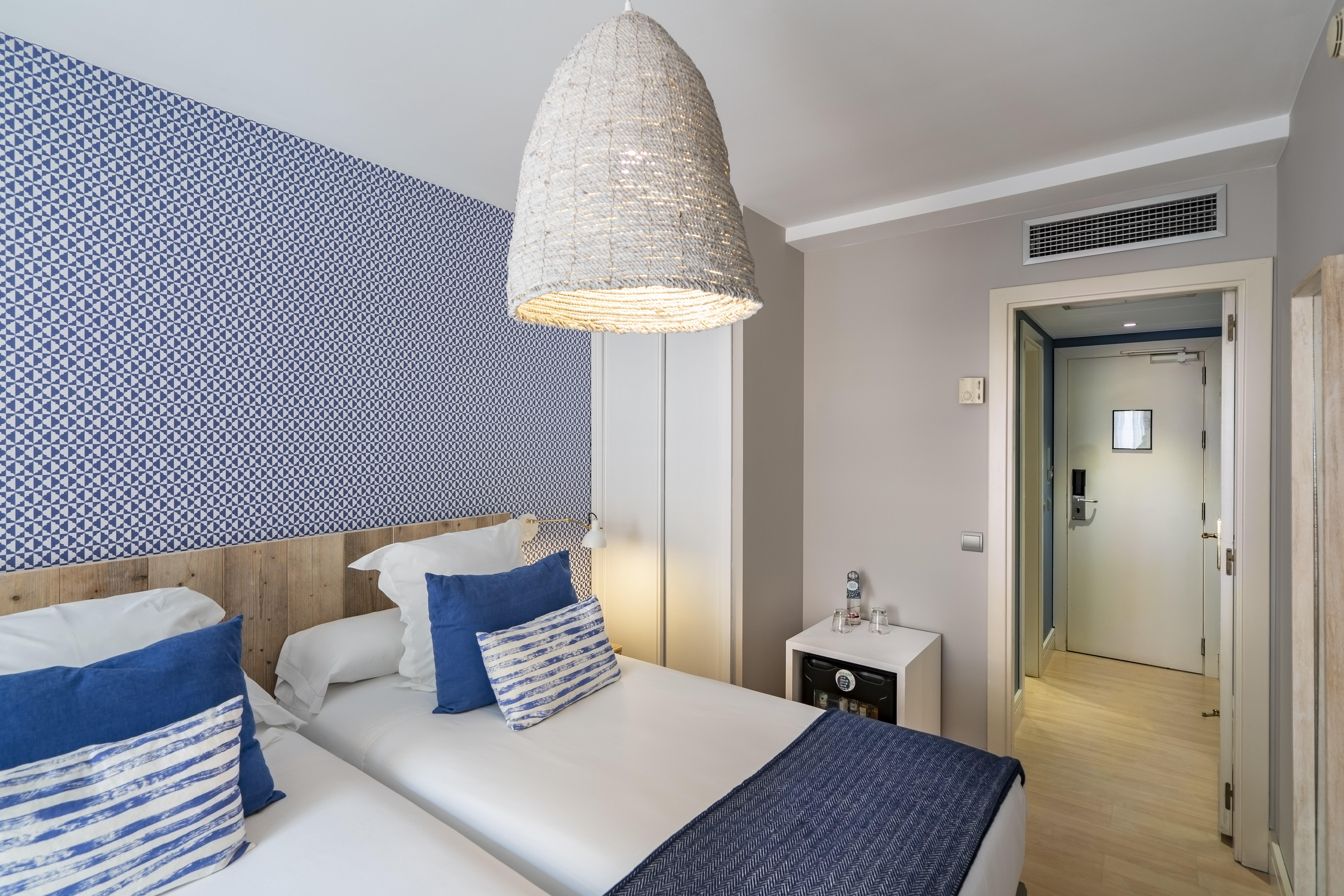 Hotel Vincci Puertochico 4*