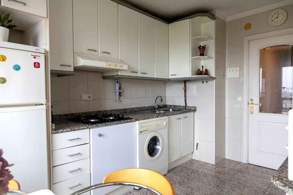 Comodo Y Luminoso Apartamento En Zona Residencial Apartment