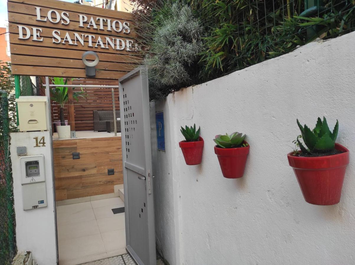 Patios De Pensión Santander