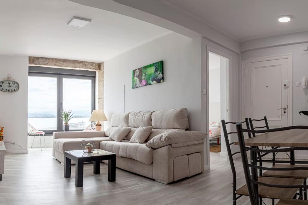 Apartamento Piso Centrico Con Vistas A La Bahia De