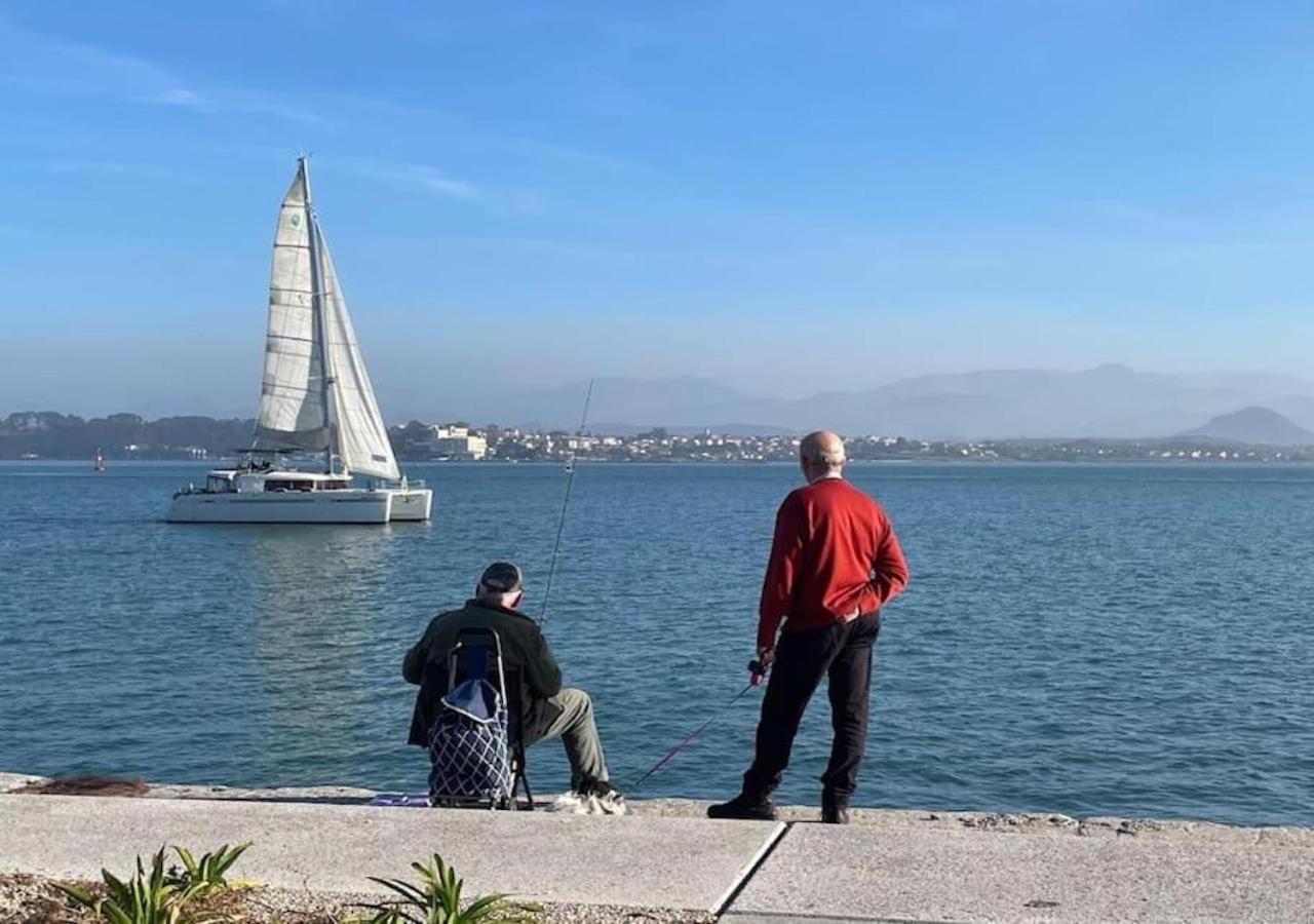 Apartarmento Entre El Sardinero Y Puertochico El Pisuco De Lu *