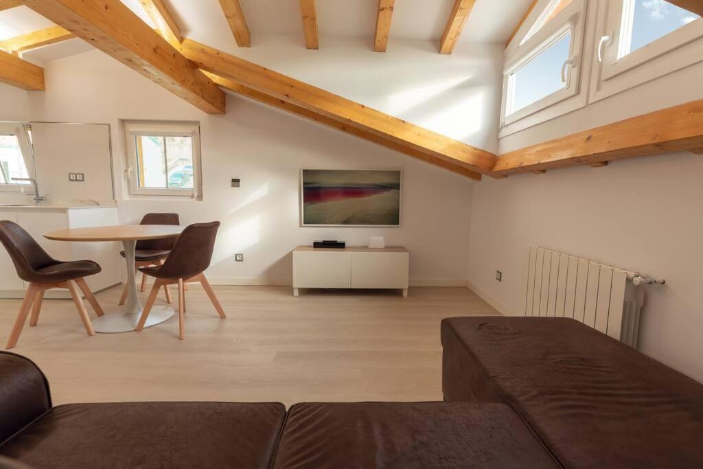 Apartamento Apto. - Newly Refurbished! *