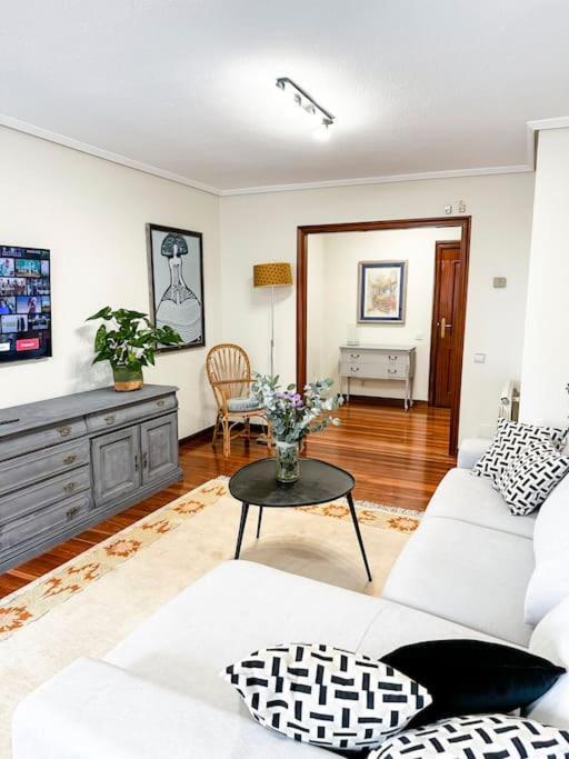Piso Valdecilla Con Garaje Apartment Santander