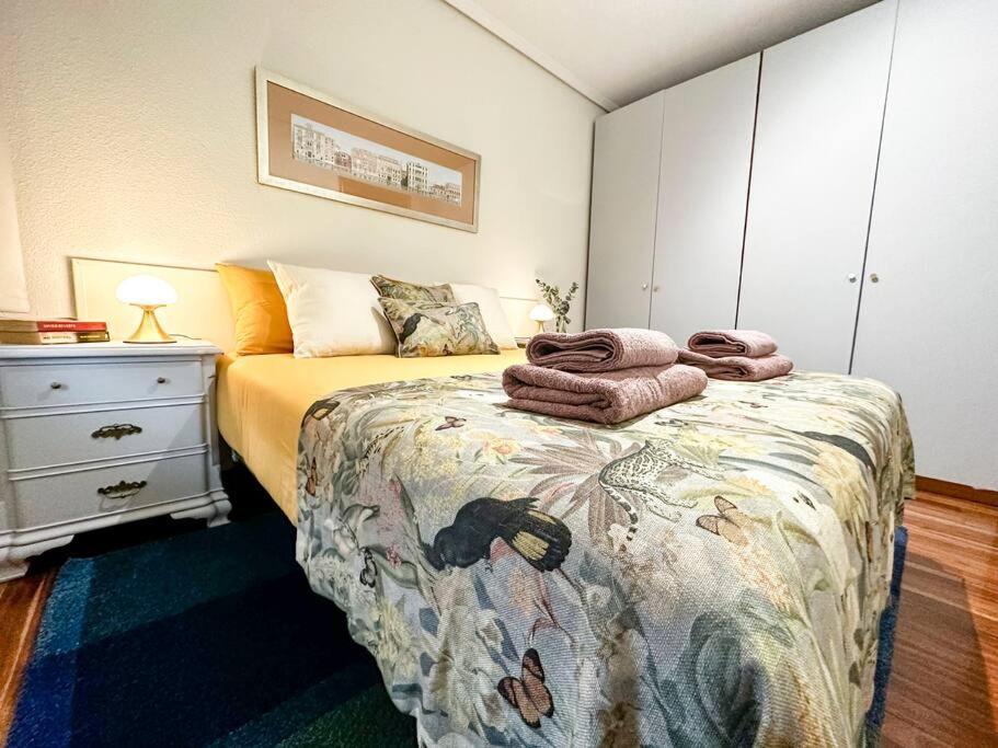 Apartamento Piso Valdecilla Con Garaje