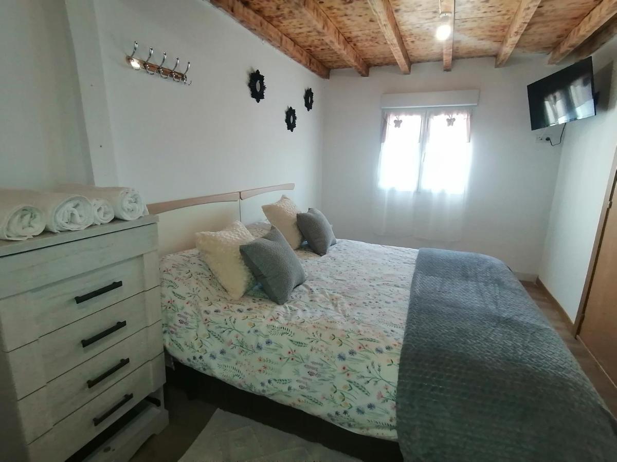 Casa Playa Valdenoja Homestay *