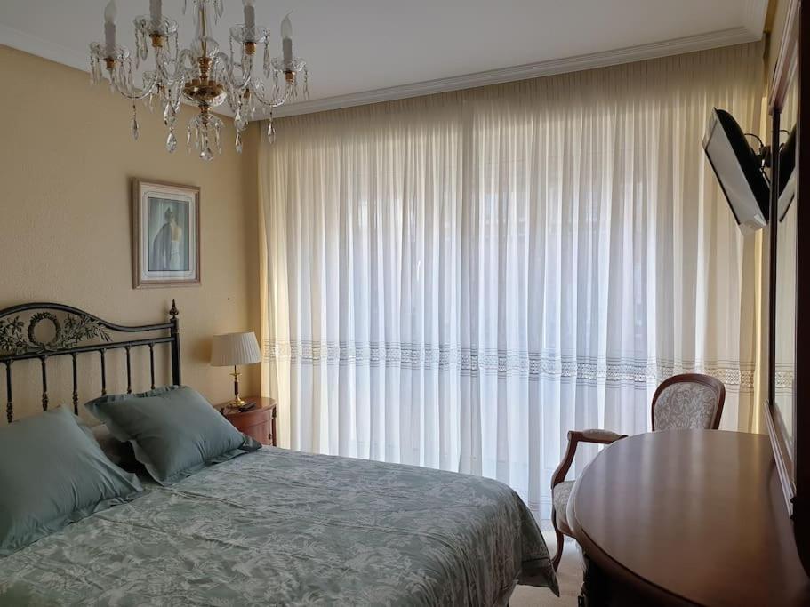 Con Garaje. Luminoso Y Confortable Apartamento Santander
