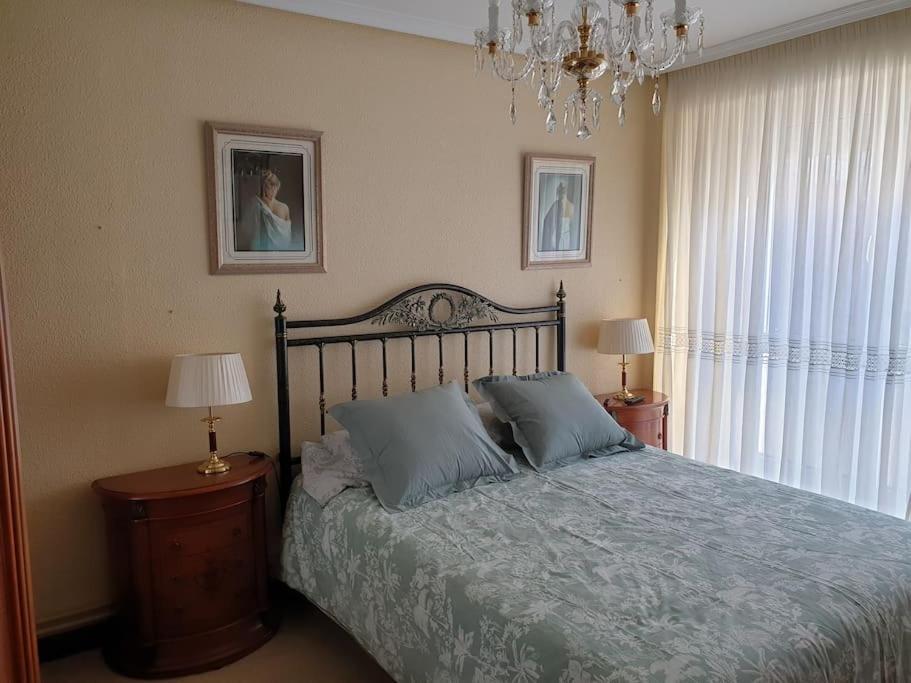 Apartamento Con Garaje. Luminoso Y Confortable *