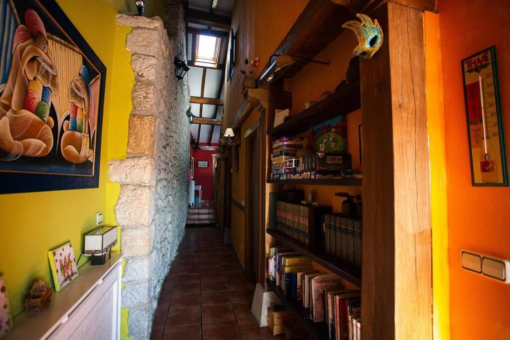 Holiday home Casa Independiente Con Chimena, Jardin Y Barbacoa