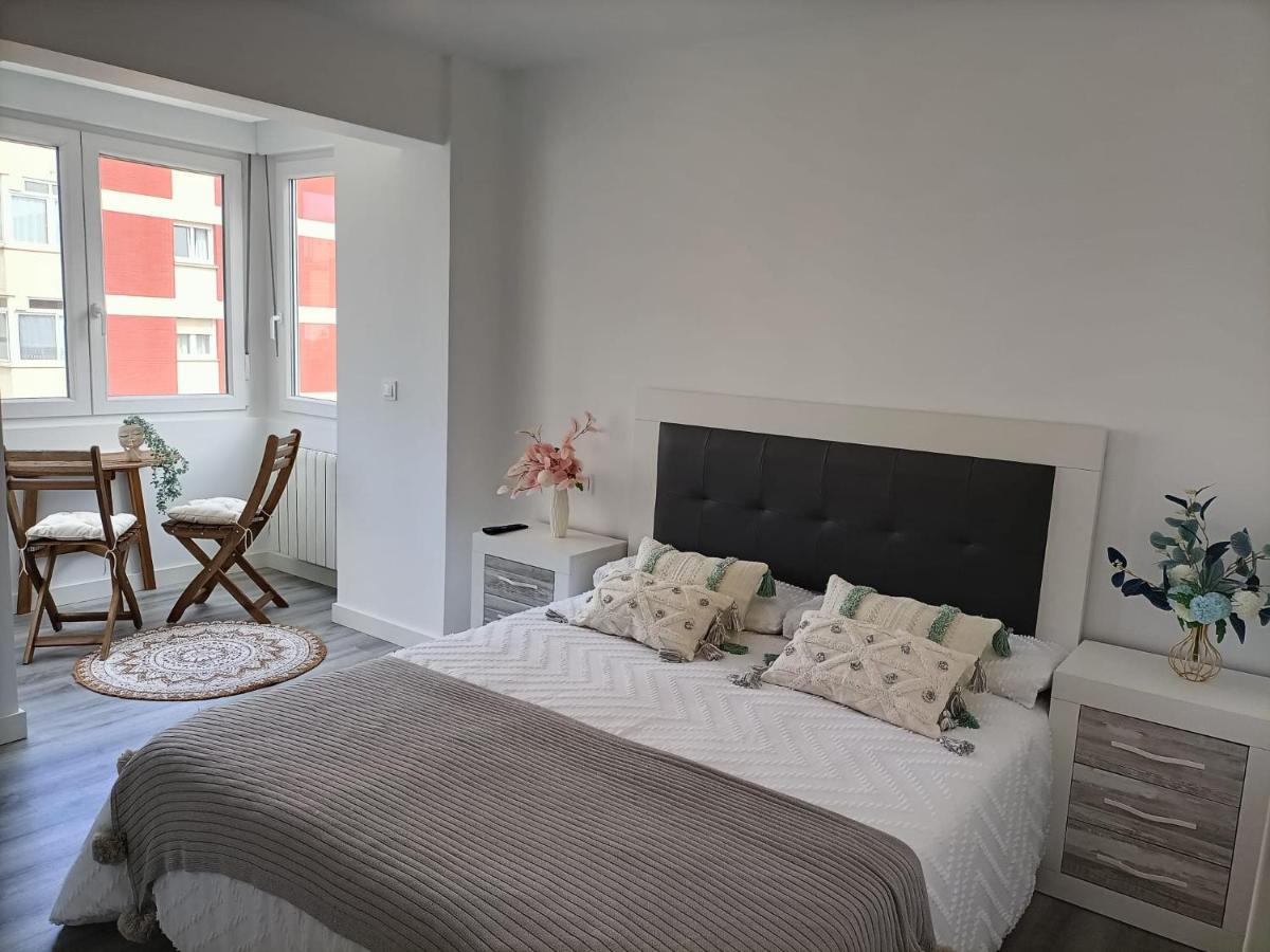 Playas Cerca, 3 Habitaciones, Mucha Luz Natural, Playas A 10' Andando Apartamento Santander