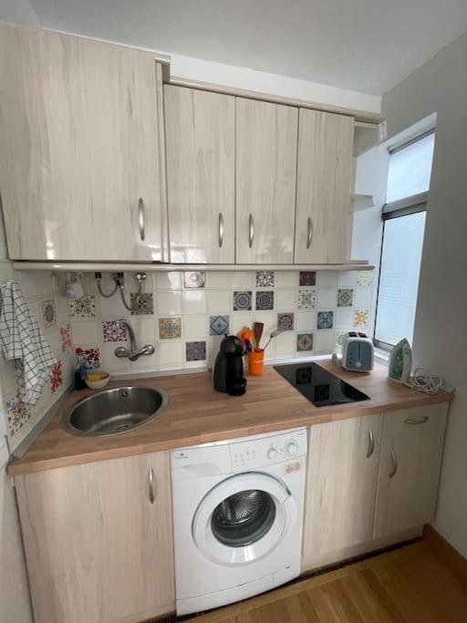 Apartamento En Pleno Centro * Santander