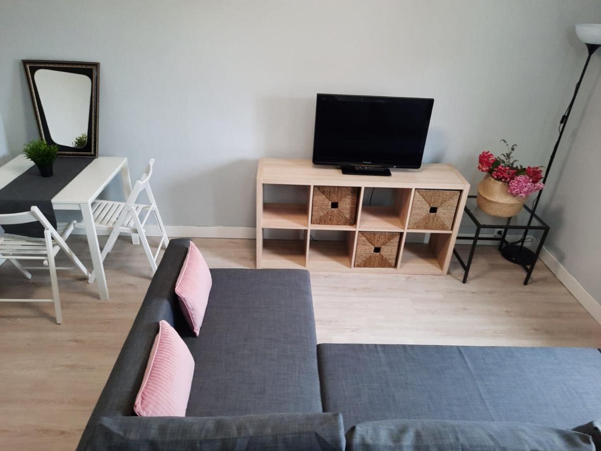 Bonito Piso En Apartamento *