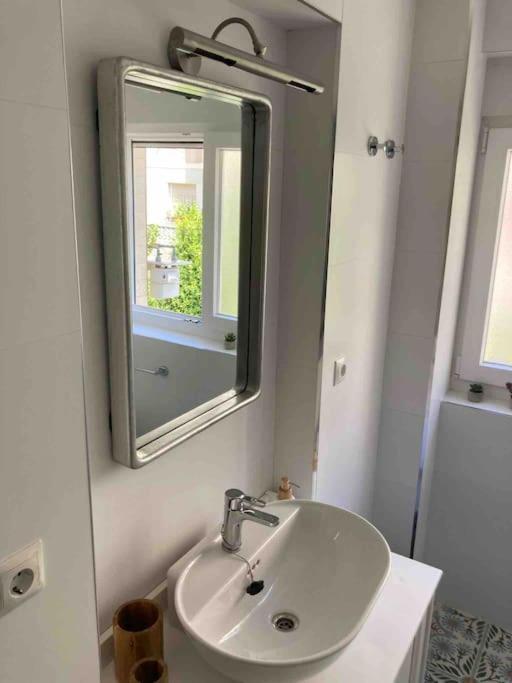 Piso Centrico Con Garaje Privado Gratis Apartamento