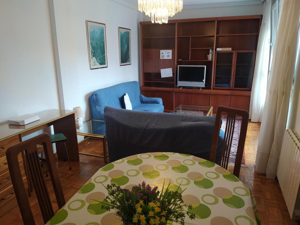 Cerca De Playas Y Centro Apartamento