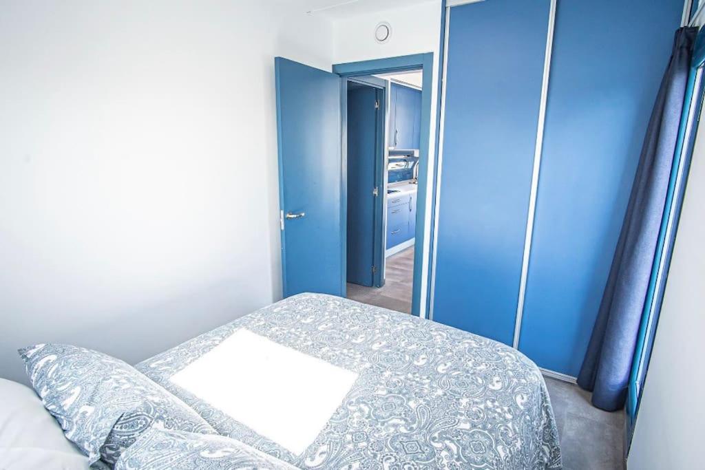 Hotel en barco Flotante Unico C15a01 *