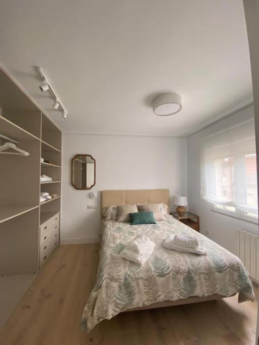 Piso Centrico Con Garaje Privado Gratis Apartamento Santander