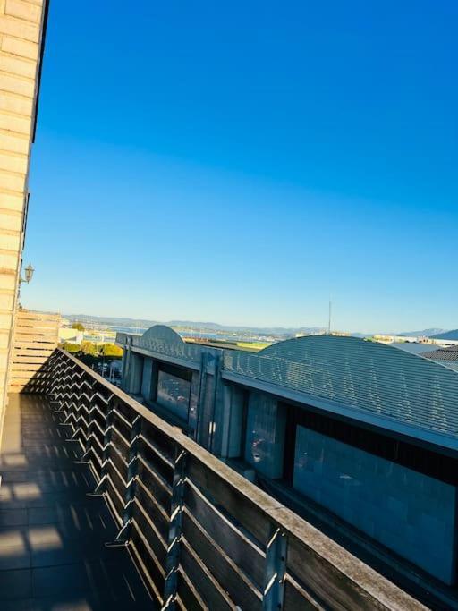 Luminoso Atico Con Terraza Apartamento *
