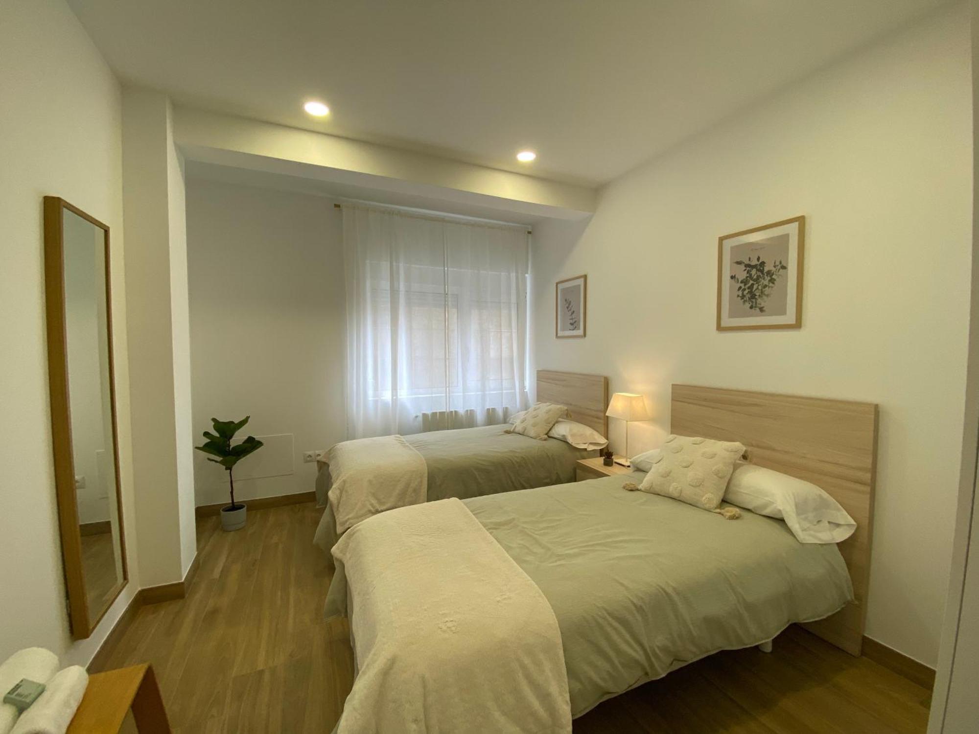 Apartamento Recien Reformado Zona Estaciones Apartamento *