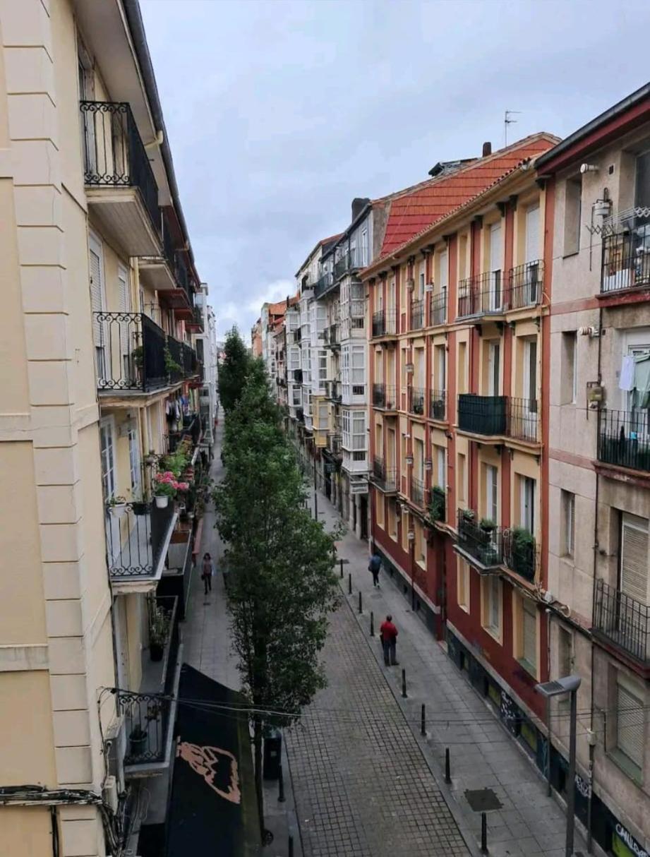 Apartamento Centrico Con Vista A Calle Del Sol Santander