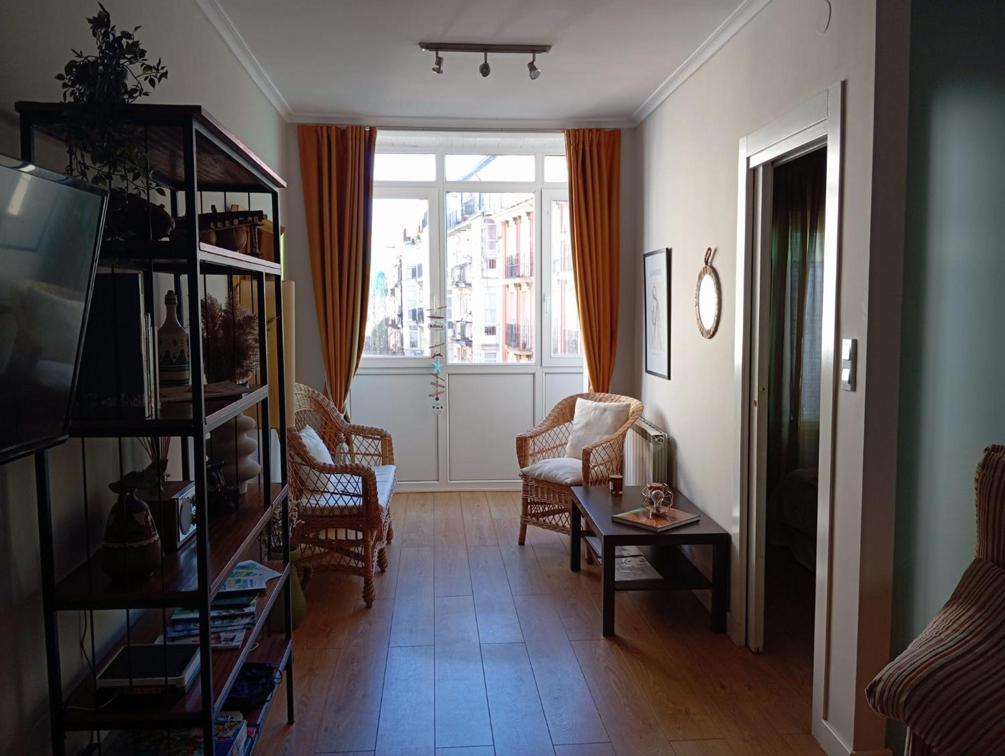 Apartamento Centrico Con Vista A Calle Del Sol Apartamento