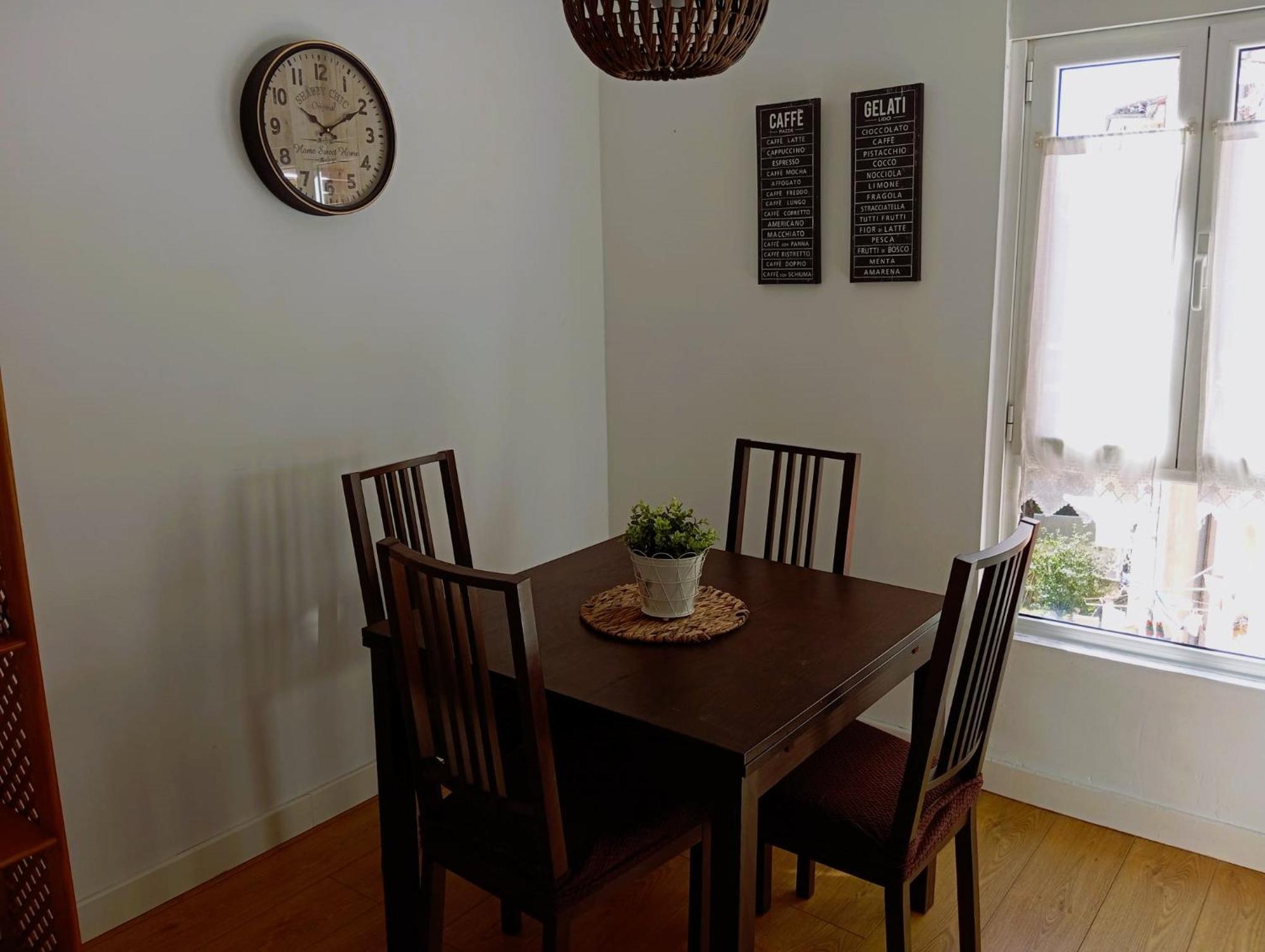 Apartamento Centrico Con Vista A Calle Del Sol Apartamento