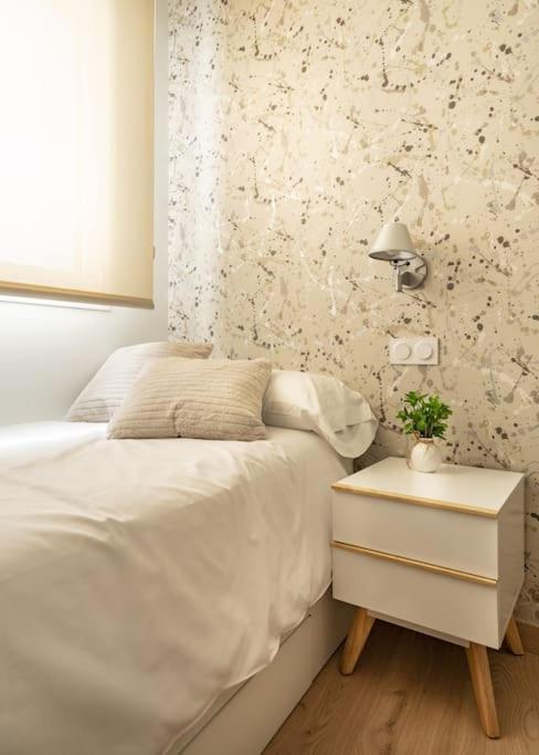 Turisticos Con Terraza En Lapera Apartamento