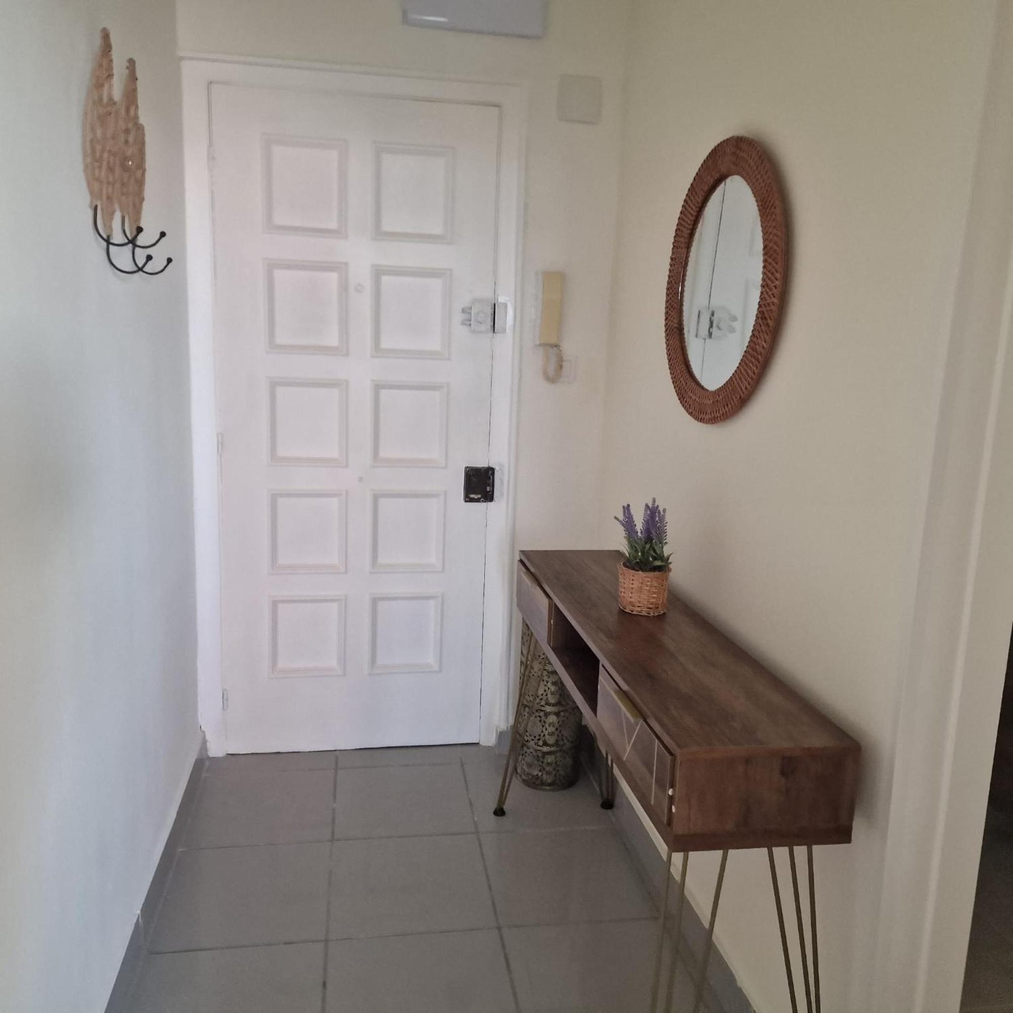 Piso Cesar De La Campa Apartment