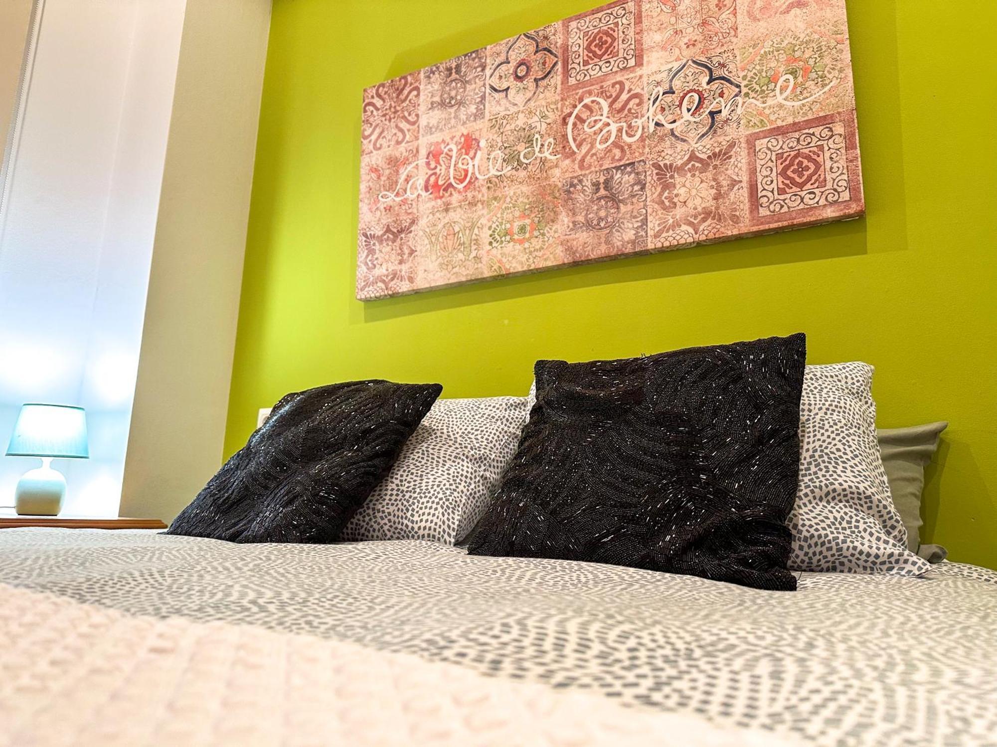 Cómodo Estudio Con Vistas En Puerto Chico Apartamento