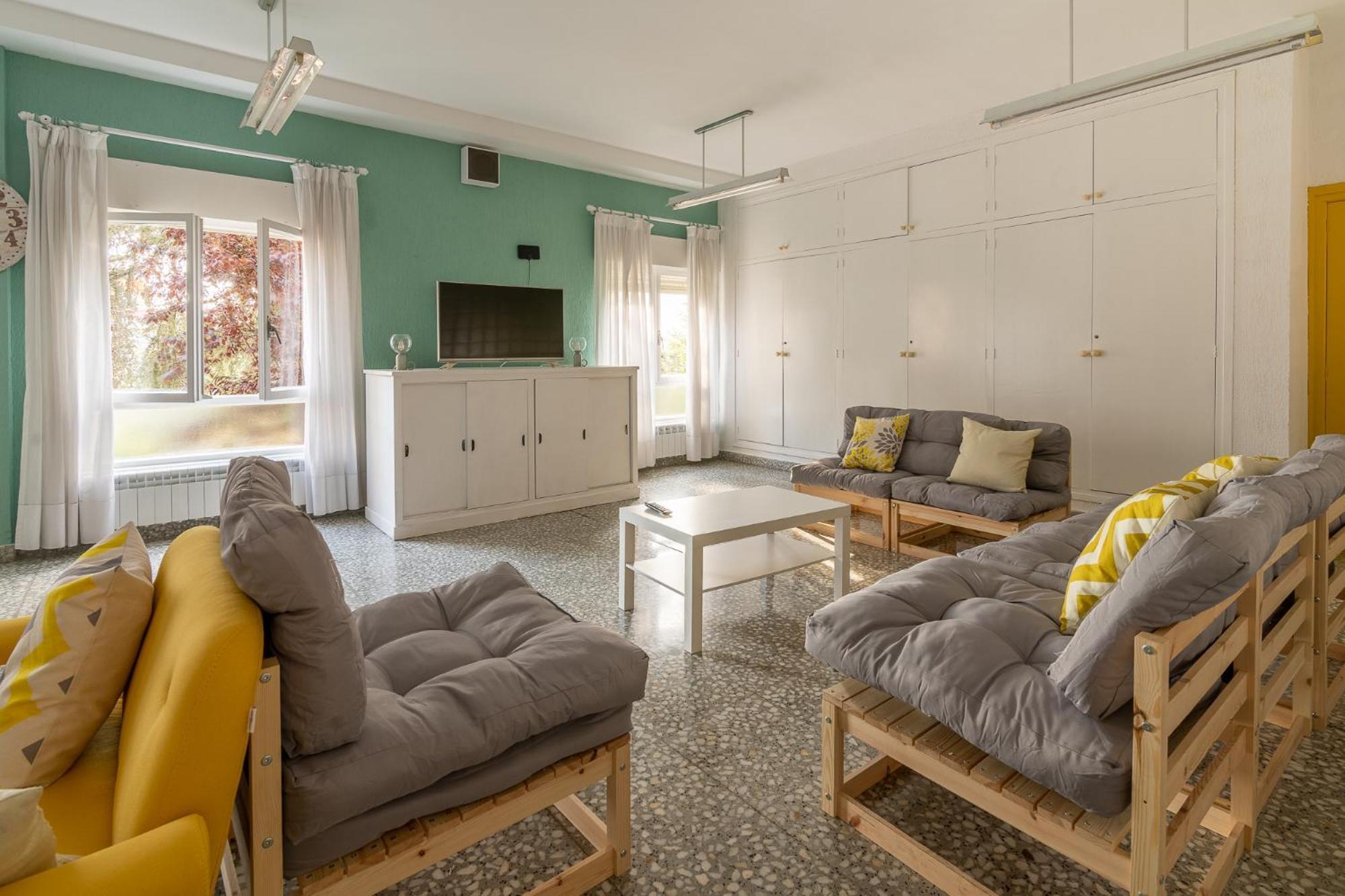 Residencia Universitaria Alto De Miranda - Resisantander Pensión Santander