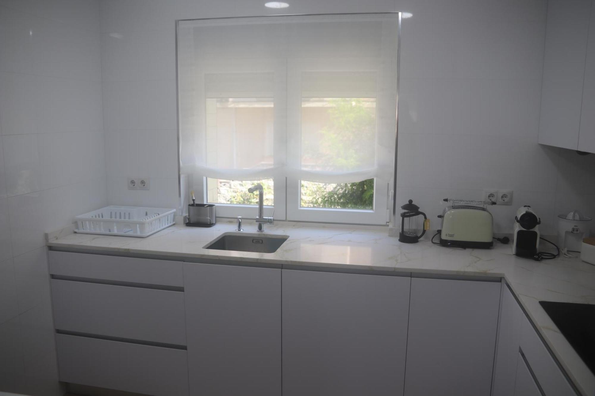 Piso Centrico Con Garaje Privado Gratis Apartamento
