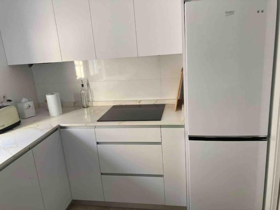 Piso Centrico Con Garaje Privado Gratis *