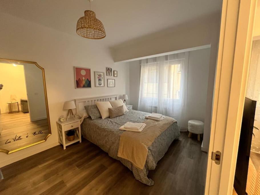 Apartamento Piso Recien Reformado En El Centro De Santander, Zona Estaciones