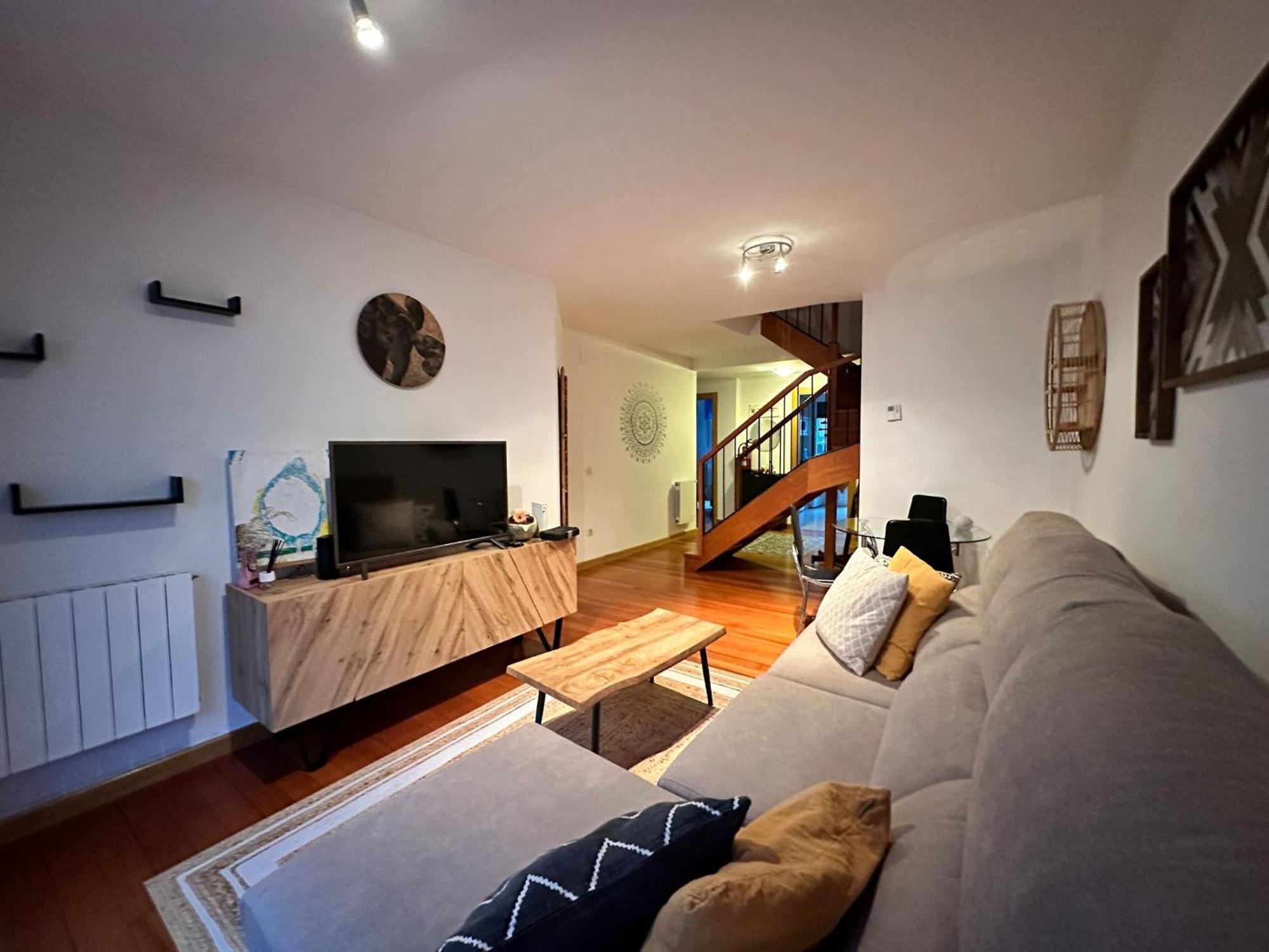 Apartamento Coqueto Dúplex Con Dos Terrazas Y Piscina Cerca De La Playa De La Virgen Del Mar