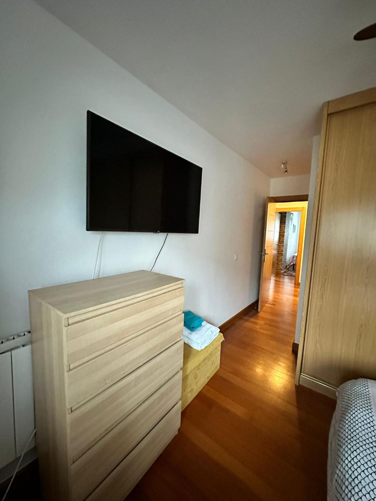 Coqueto Dúplex Con Dos Terrazas Y Piscina Cerca De La Playa De La Virgen Del Mar Santander