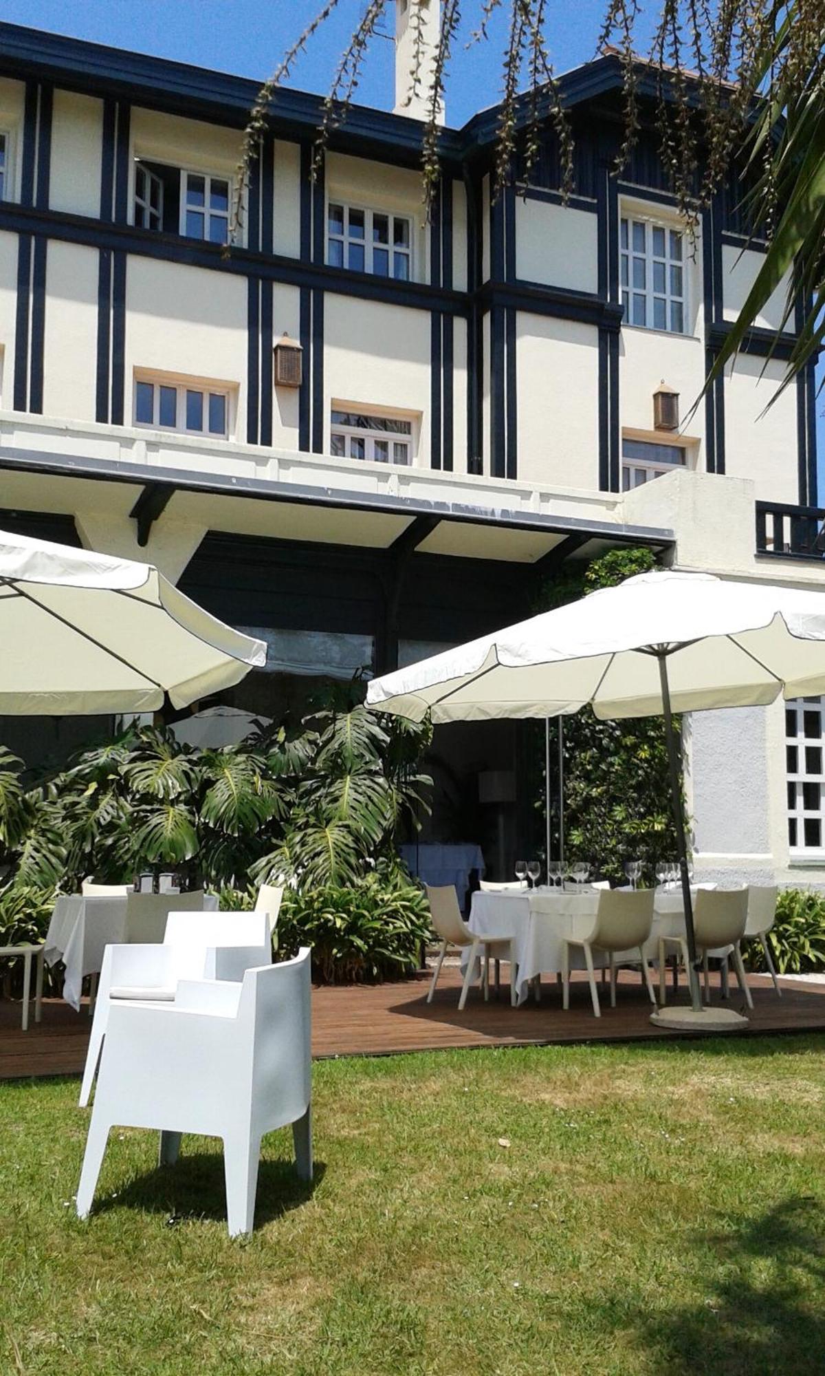 Carolinas Garden Pensión Santander