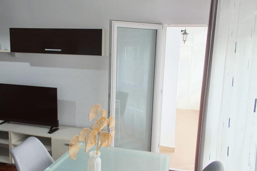 Linares 10 Apartment *