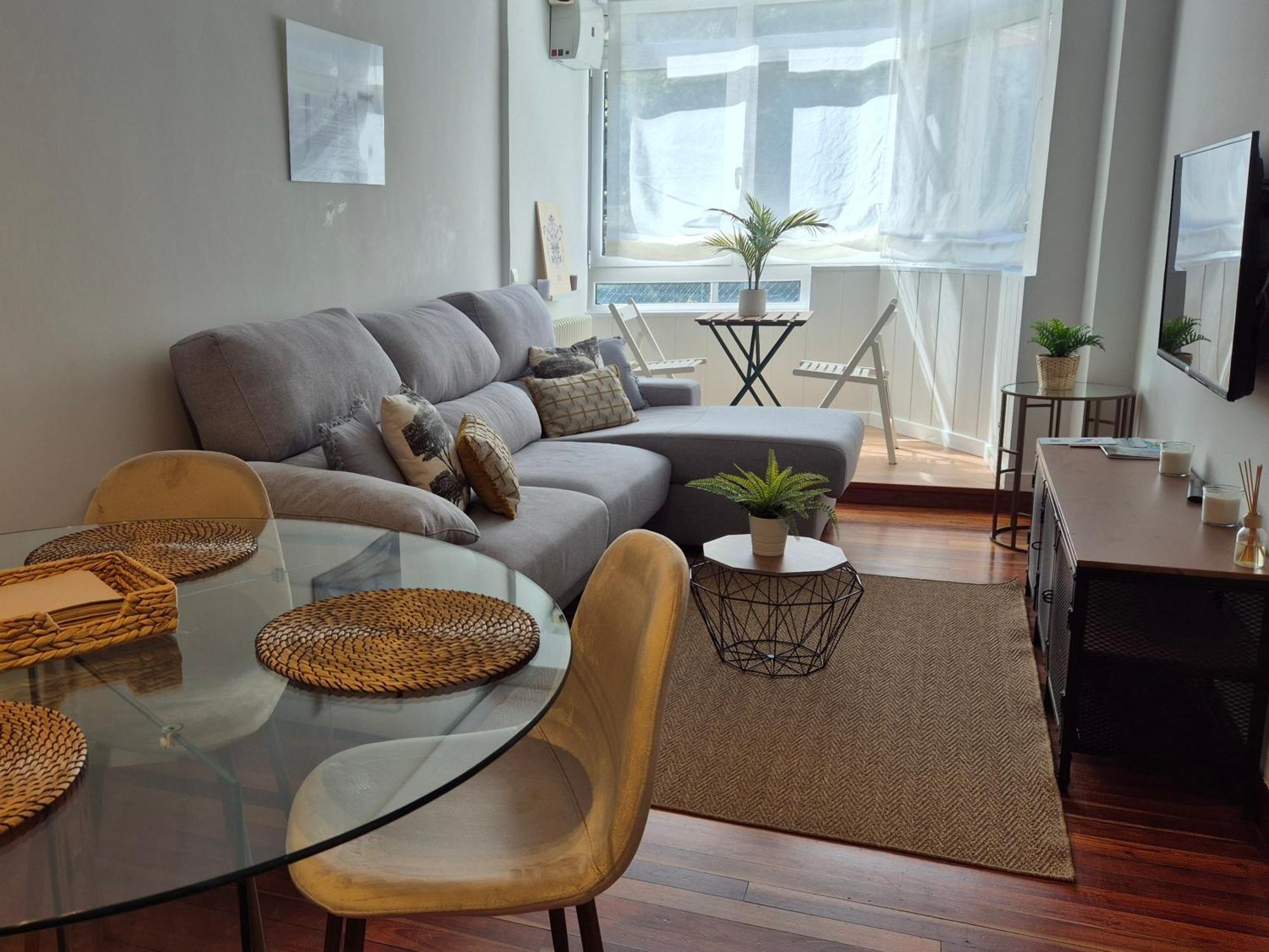 Urbanizacion Delfines Apartamento *