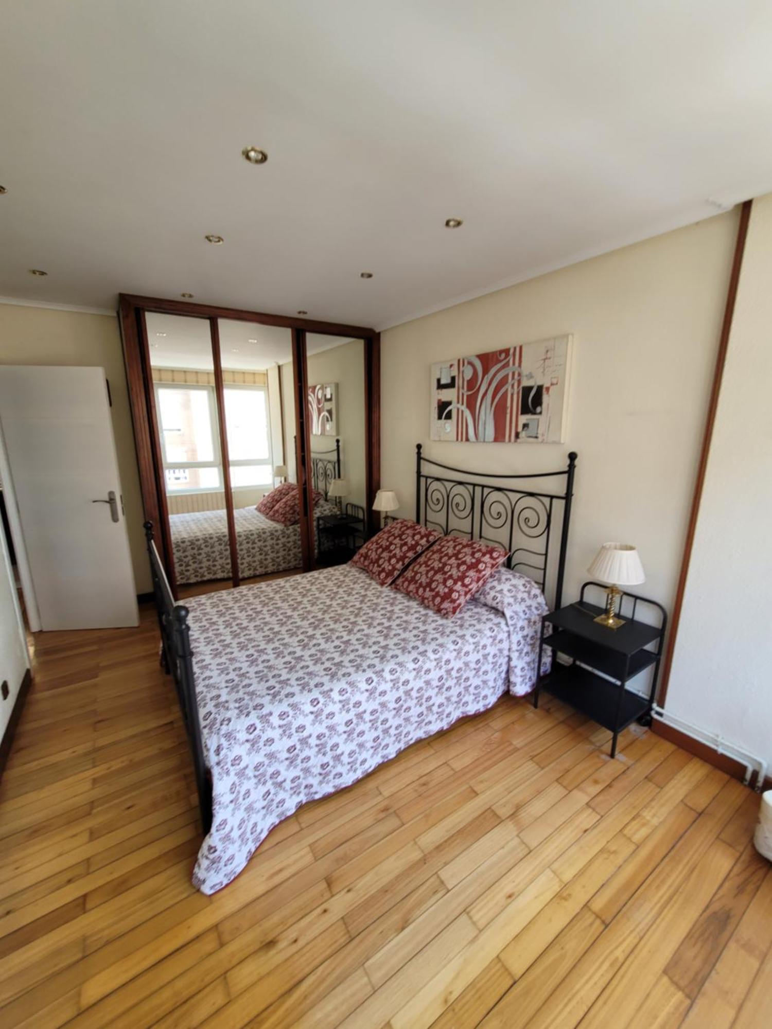 Nuevo! Pisazo En El Centro 8 Personas Apartment Santander