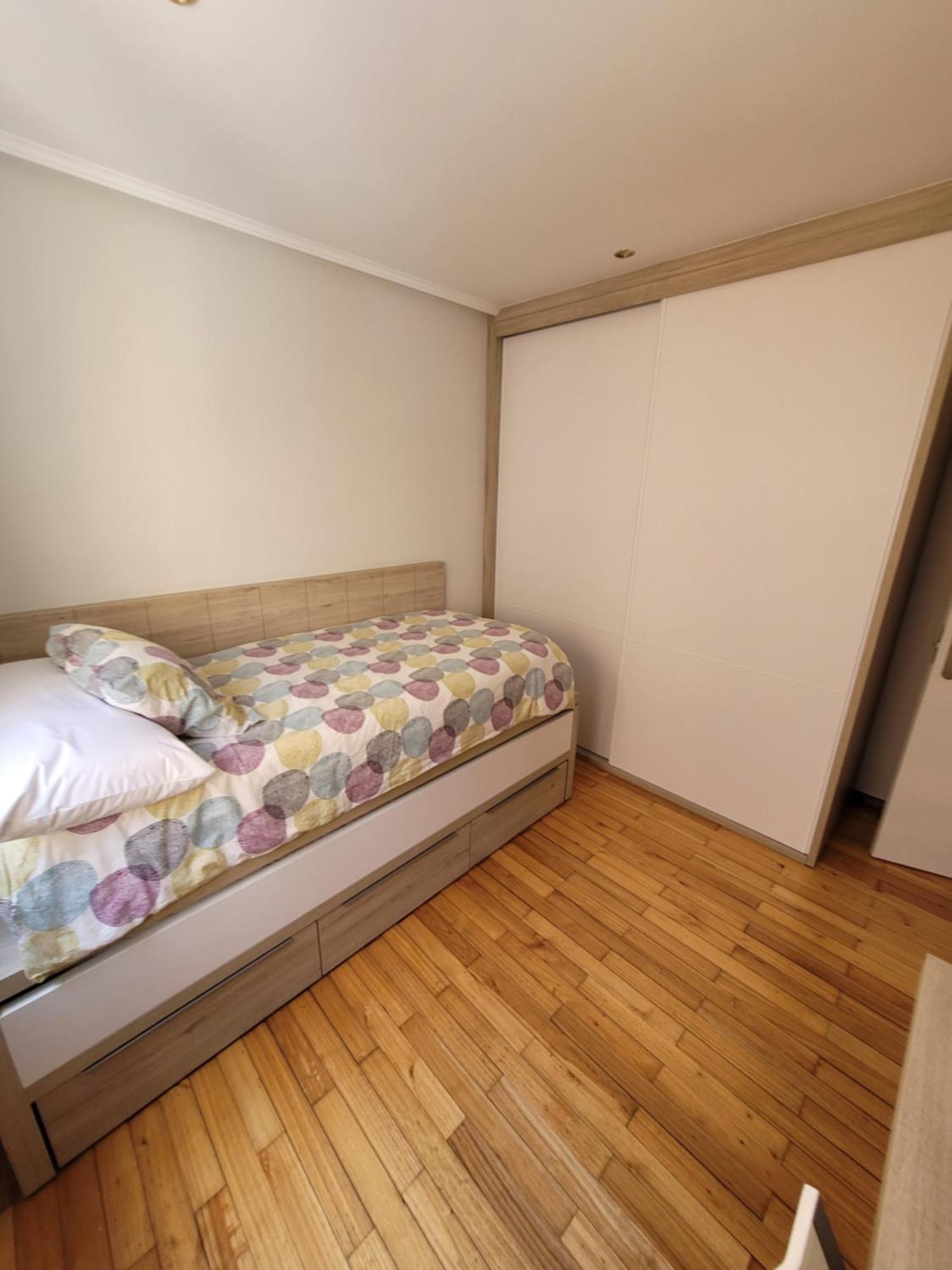 Apartment Nuevo! Pisazo En El Centro 8 Personas Santander