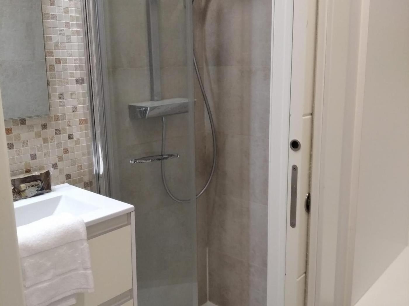 Apartamento Nuevo! Piso En Pleno Centro Santander